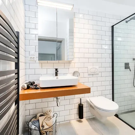 Private House With Garden בית נופש *