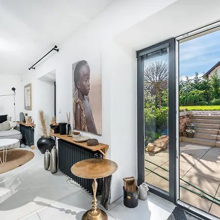 בית נופש Private House With Garden *