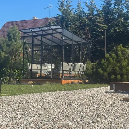 Private House With Garden בית נופש