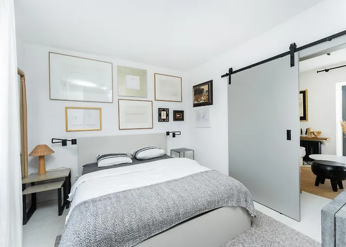 Private House With Garden *