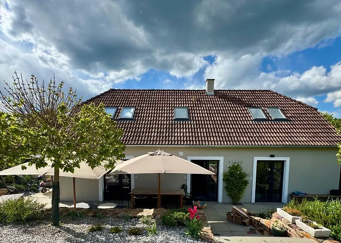 Nyaraló Private House With Garden *